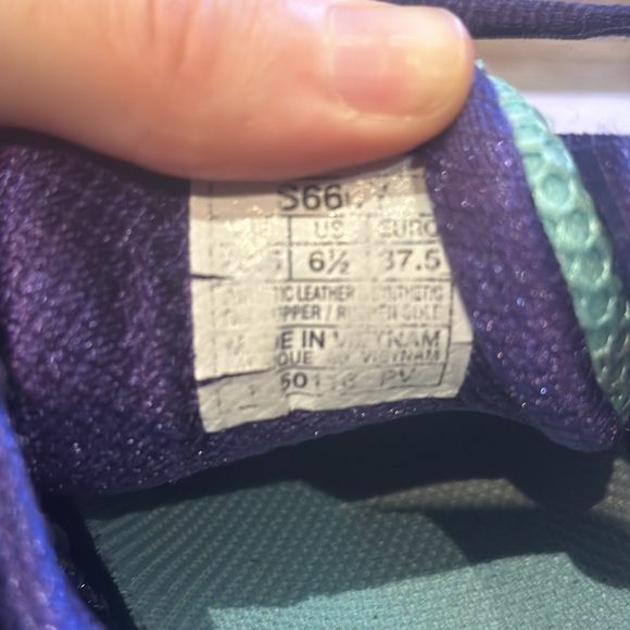 Asics - Picture 5 of 6